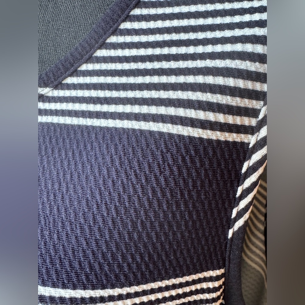 RN studio by Ronni Nicole Navy and White Striped Sleeveless textured Dress NWT - Picture 6 of 9
